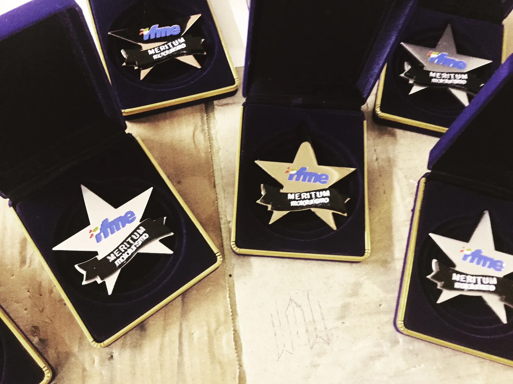 medalla personalizada estrella